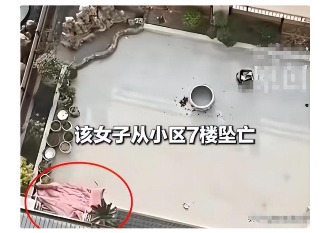 你见过最绝望的自由吗？
婚礼进行曲还没响起，28岁的新娘从7楼纵身跃下。她留下的