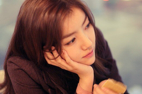 心若年轻，岁月不老。一个得体的中年少女，是在烟熏火燎之后，仍旧能保持爱臭美的秉性