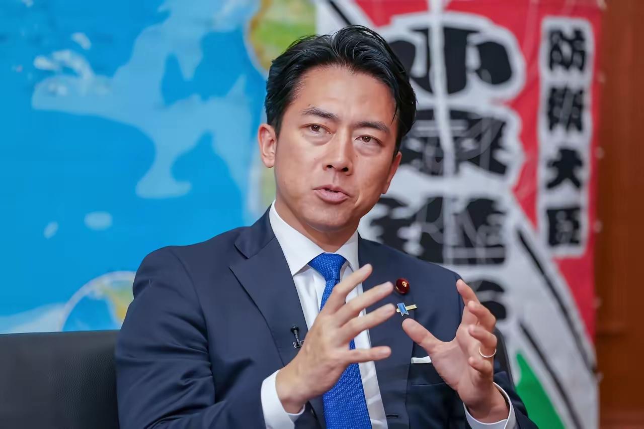 6月17日，日本防卫大臣小泉进次郎在东京接受彭博社采访中指出，他怀疑中方的军费开