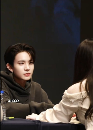 下辈子我也要当男爱豆下辈子冲男爱豆赛道！日复一日的练习终成舞台上的高光，用汗水换