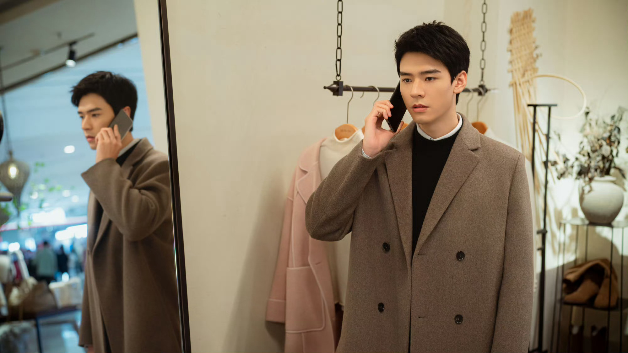 龚俊新剧话题破亿龚俊家事法庭话题破亿 破亿了破亿了！！！这真的是从0开始的奇迹！