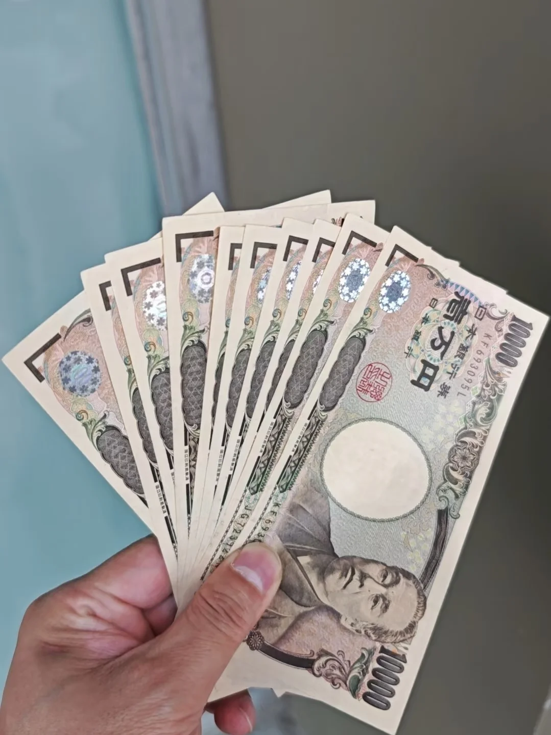 北海道会惩罚每一个不带现金的人