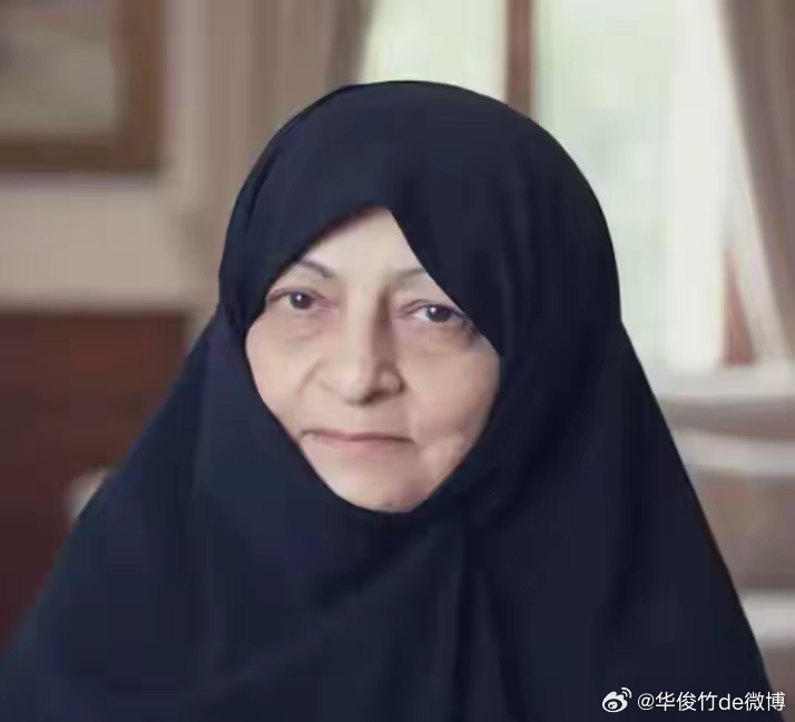 已故伊朗最高领袖哈梅内伊妻子还活着。 