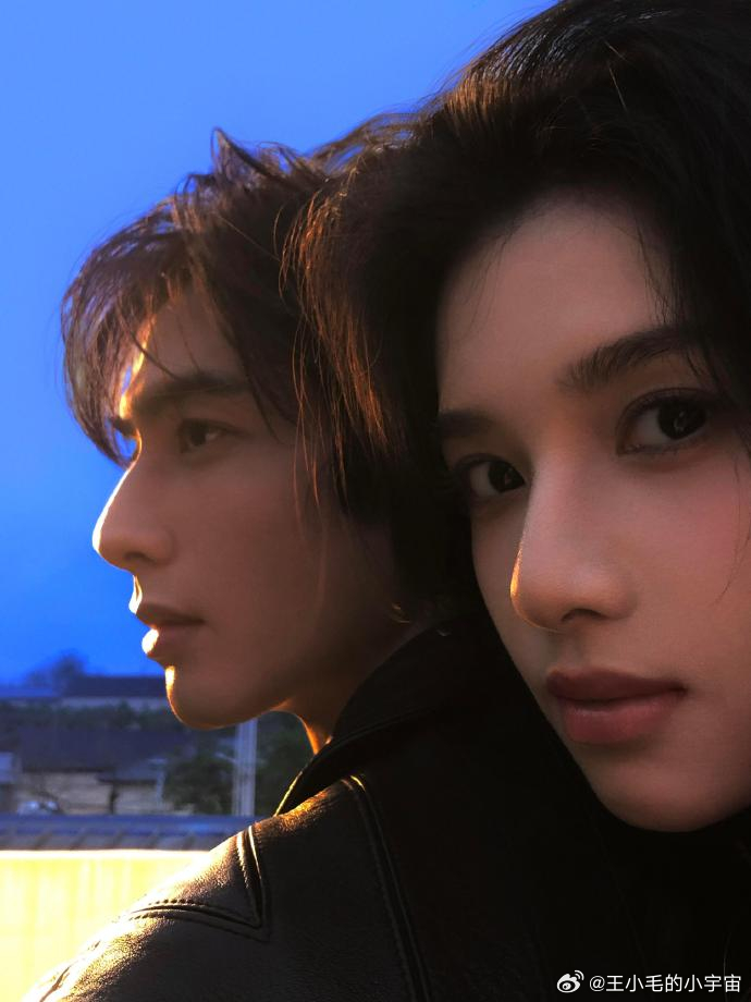 是不是每个黄毛男主都有一个妹妹要养?野狗骨头，男主陈异要养异父异母的妹妹苗靖，双