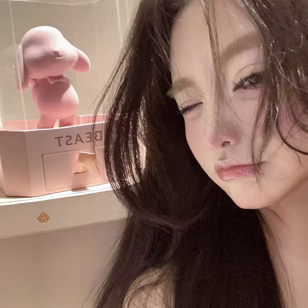 女生头像//无水印女生头像 ​​​