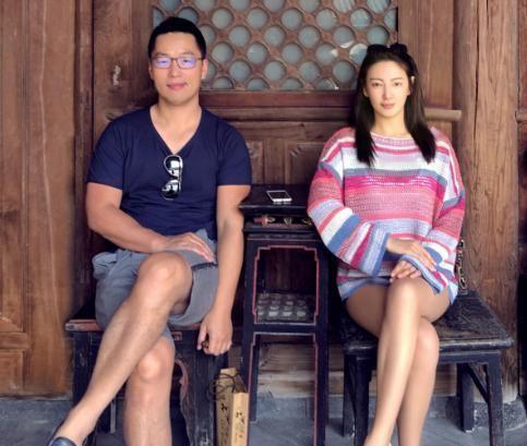 [微风]2016年，张雨绮和相识70天的富商袁巴元闪婚，不久后就火速生下了一对龙