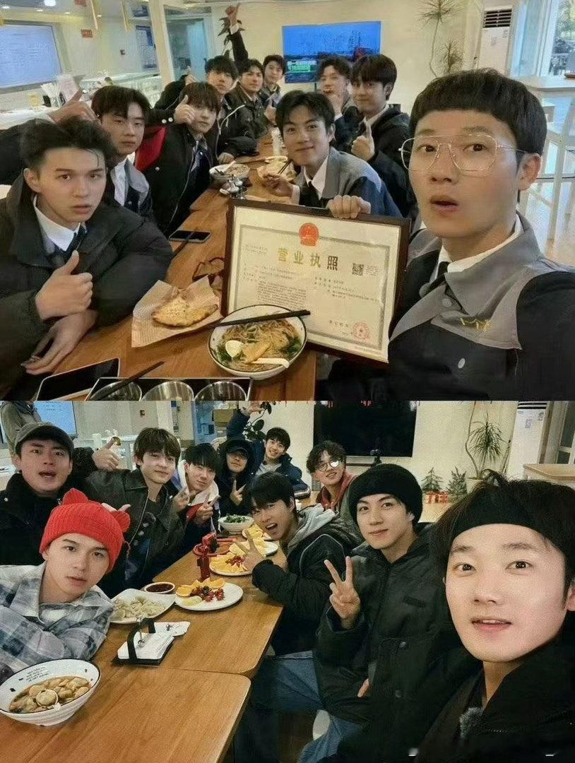 十个勤天迟来的三周年合照 少了谁都不行的阵容，终于凑齐在一张照片里了。背后的故事