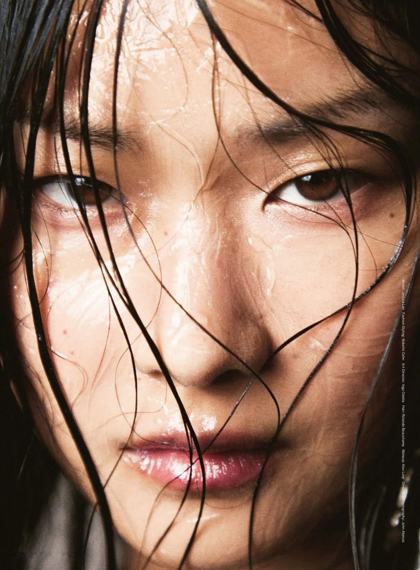 日版《VOGUE》March 2026 