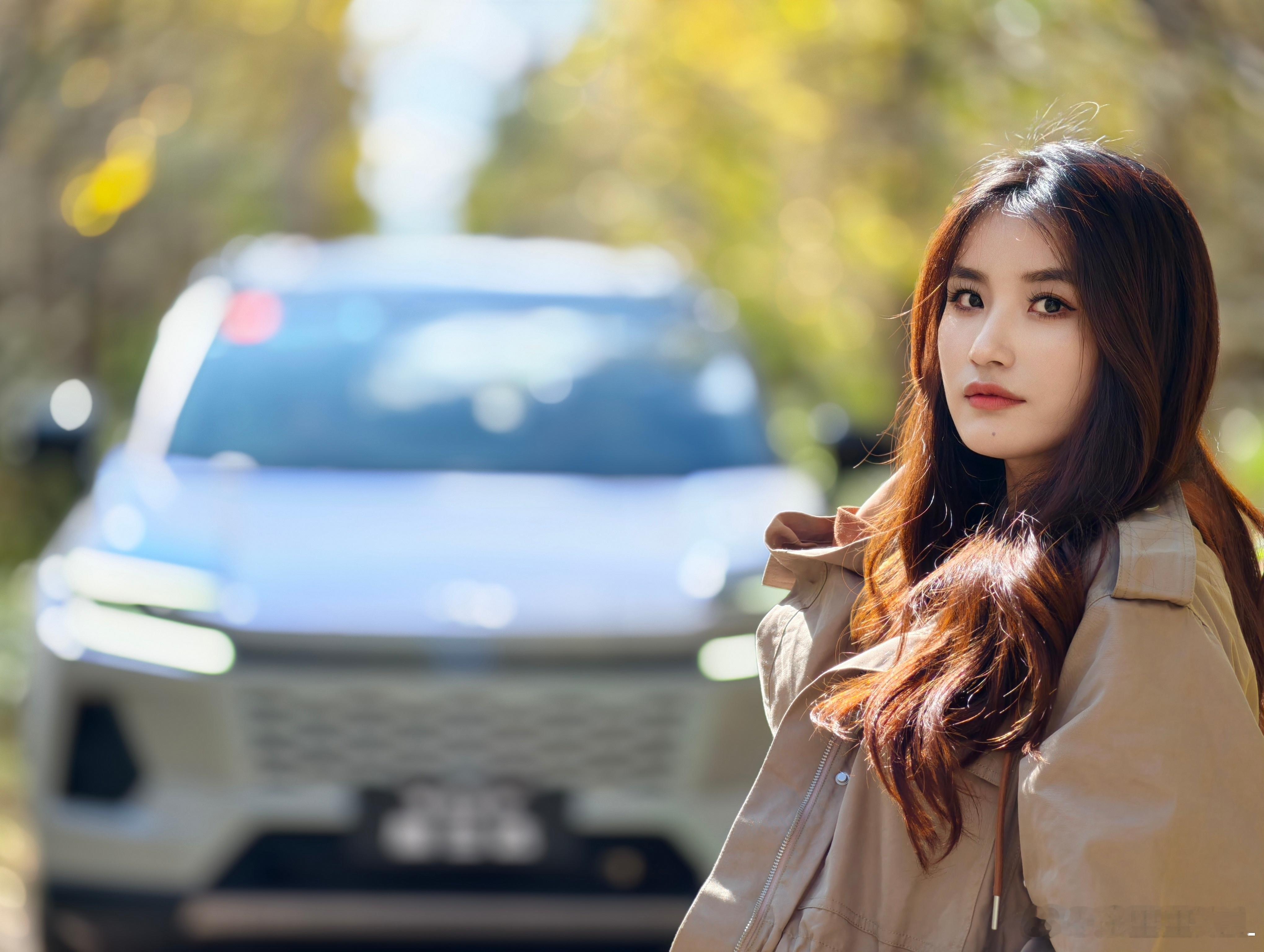 前段时间去云南试驾了广汽丰田的全新威兰达。外观内饰变化很大，看起来更加硬派了。我