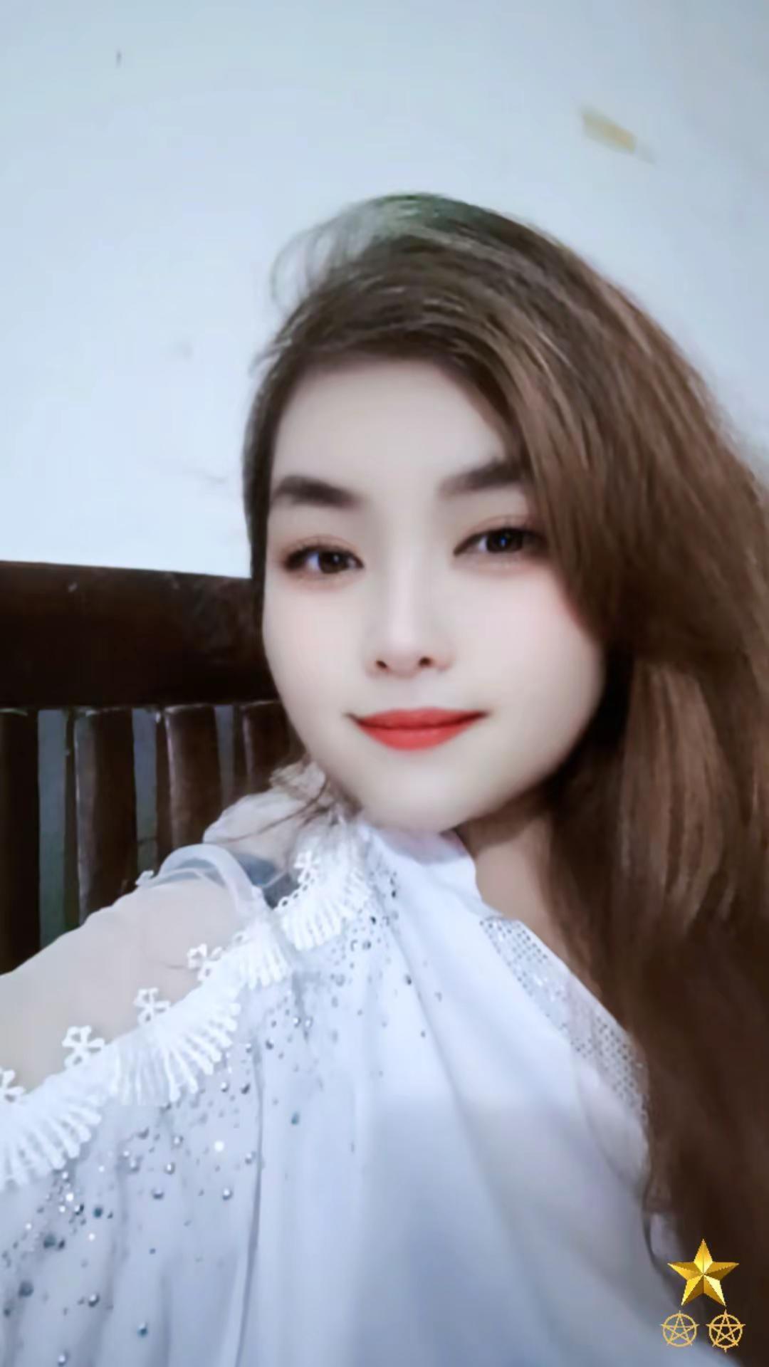 做个美美的小仙女 甜美微笑