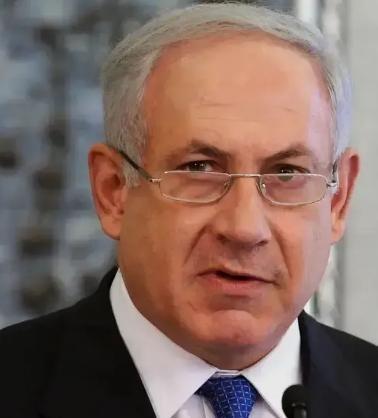 以色列向美国开出了致命的诱惑，只要美国帮助以色列，那么其他中东国家不想让美国驻军