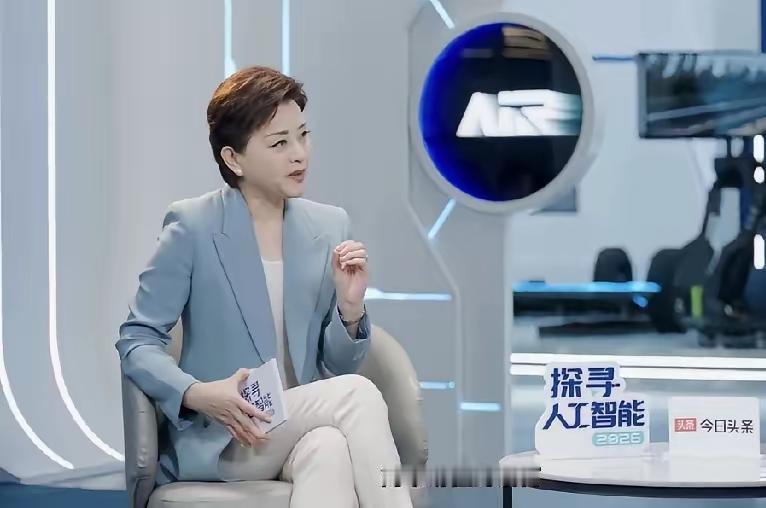 📢中国十大算力上市公司：

   第1️⃣名：工业富联
   第2️⃣名：中科