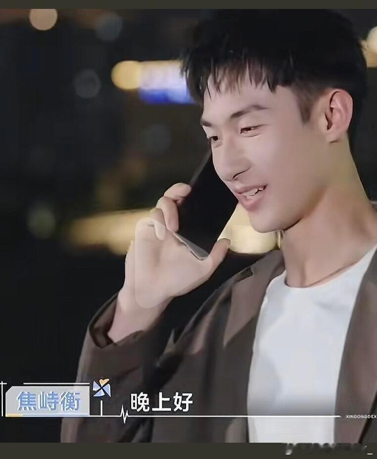 你这是卡卡西吗，不要台词也要抄吧。。。衣服也抄，真是太子了？！！[允悲]焦峙衡 