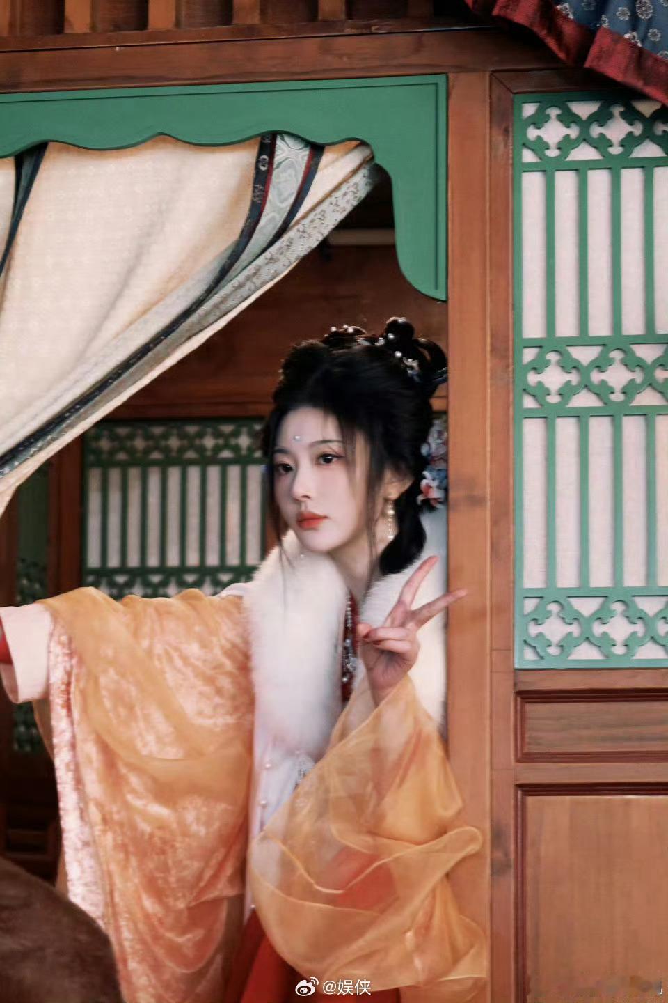 张新成cha了孔雪儿进行曲跳这首也太好看了吧！节奏抓得稳稳的，动作干净又舒服，氛