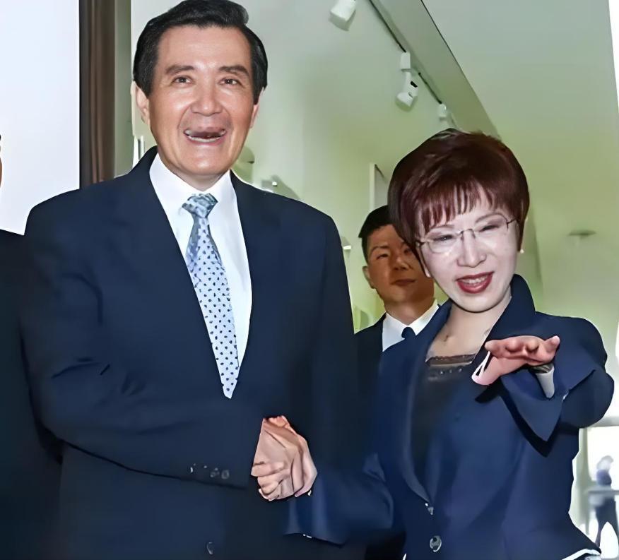 格局决定命运！


洪秀柱这次带了近两百青年跨海交流
一起去看大陆的企业
聊就业