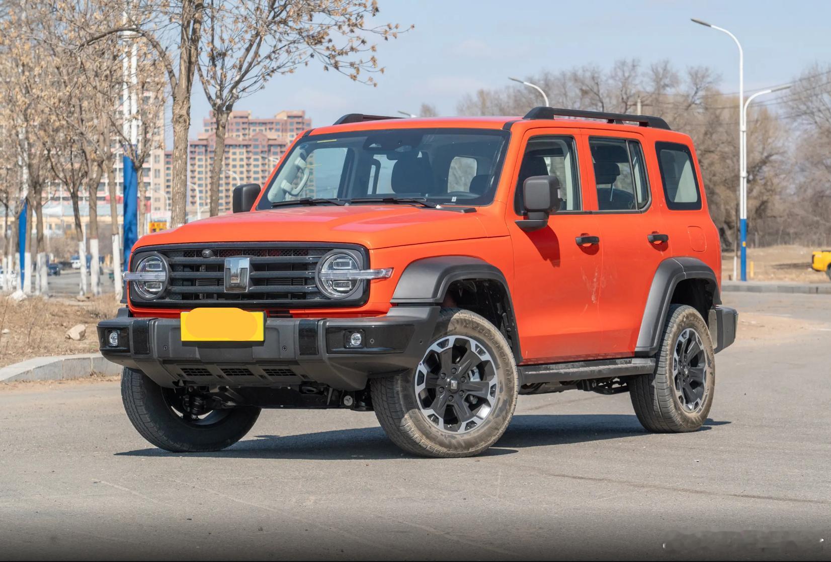 这两年，对越野车有点执念的人，都听说过坦克300混动版的新动静。最近大家聊得火热