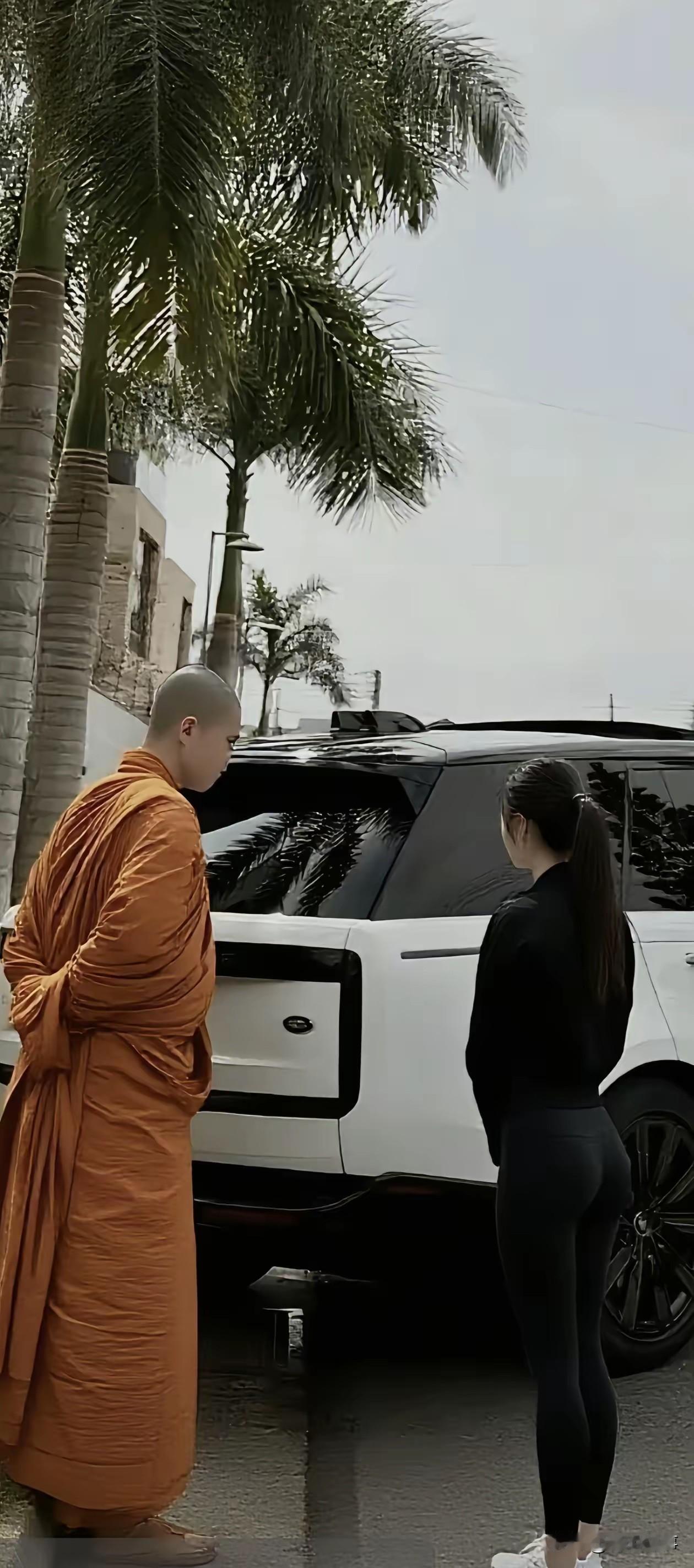 佛经一窍不通，月经了如指掌佛经