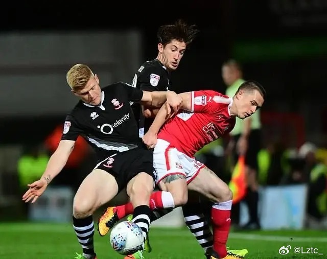 001    沙职    迈季迈阿宽广vs欧奈宰纳伊马   方向：胜比分：1-0