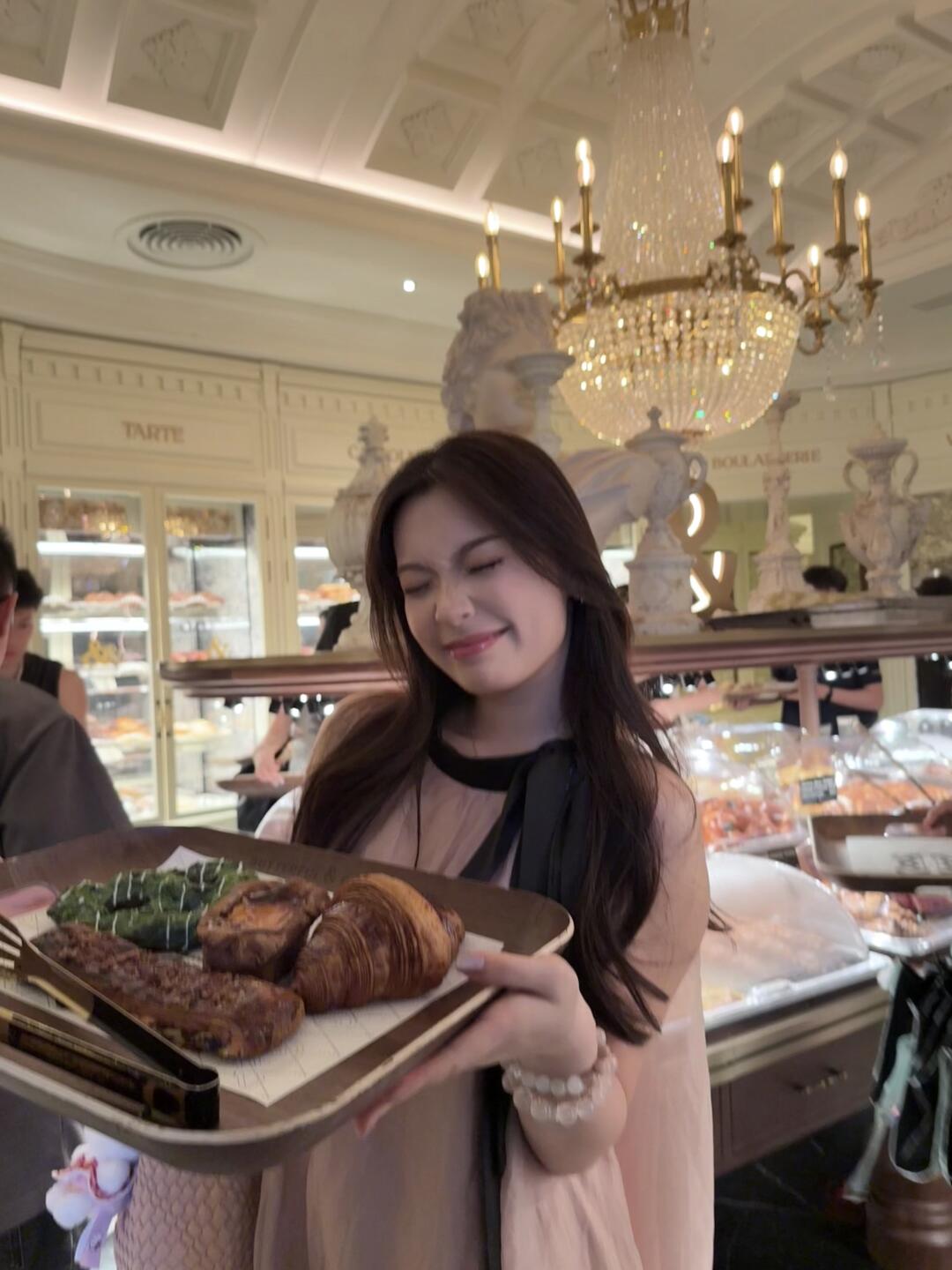 ins风的法式甜品店🍰