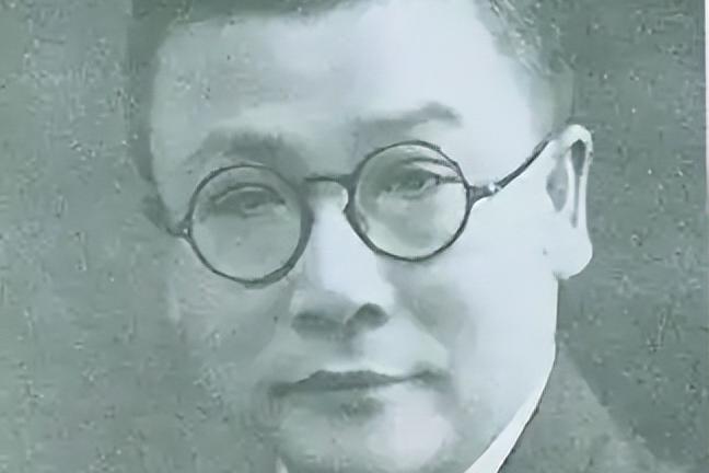 1928年，按照党组织的安排，李克农被派往上海工作，从此开始了充满风险与挑战的地