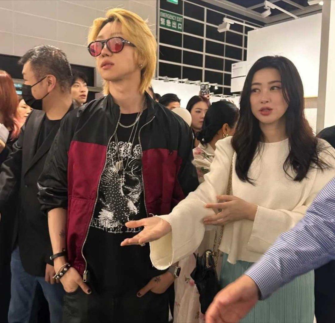 德艺双馨的女演员，没有绯闻，没有负面，招小鲜肉喜欢。 