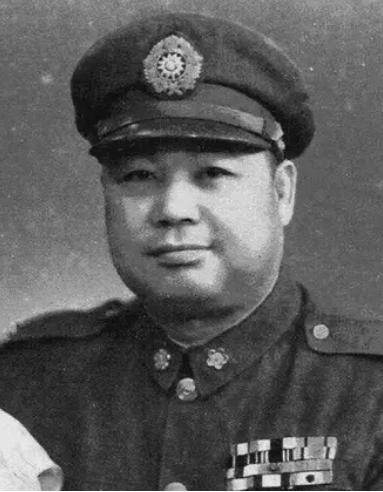 【关麟征：杜聿明战场历练少，更无作战经验】


李默庵回忆，当年讨论东北国民党军