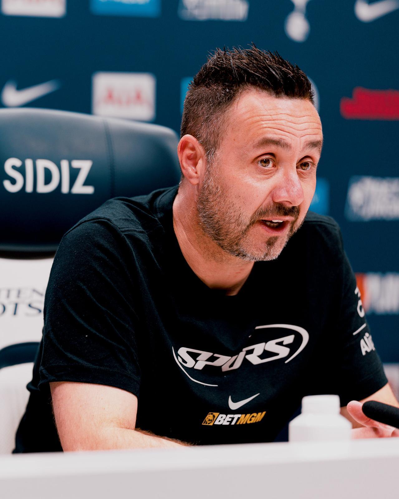 【我有自信】德泽尔比表示，自己对与布莱顿的比赛持乐观态度👇：
 
“我很乐观，