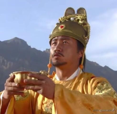 朱元璋杀贪官是绝不留情，他规定贪污够60贯钱就杀头，由此动辄上万人被杀。你以为杀