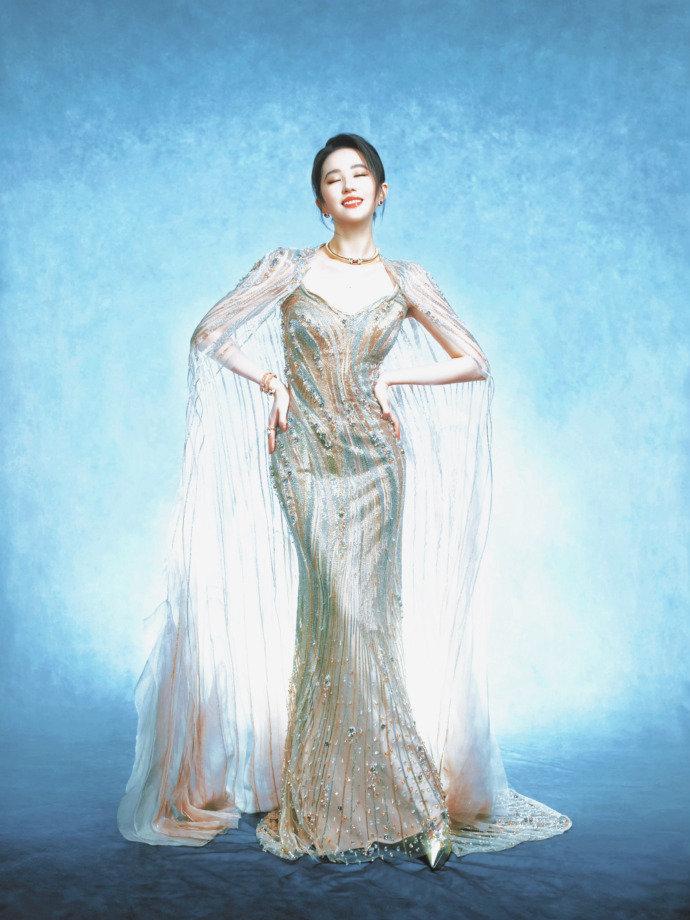 刘亦菲已拿下全部白玉兰前哨奖叽歪的都是没拿到的心虚怪，[锦鲤附体]刘亦菲不做空降