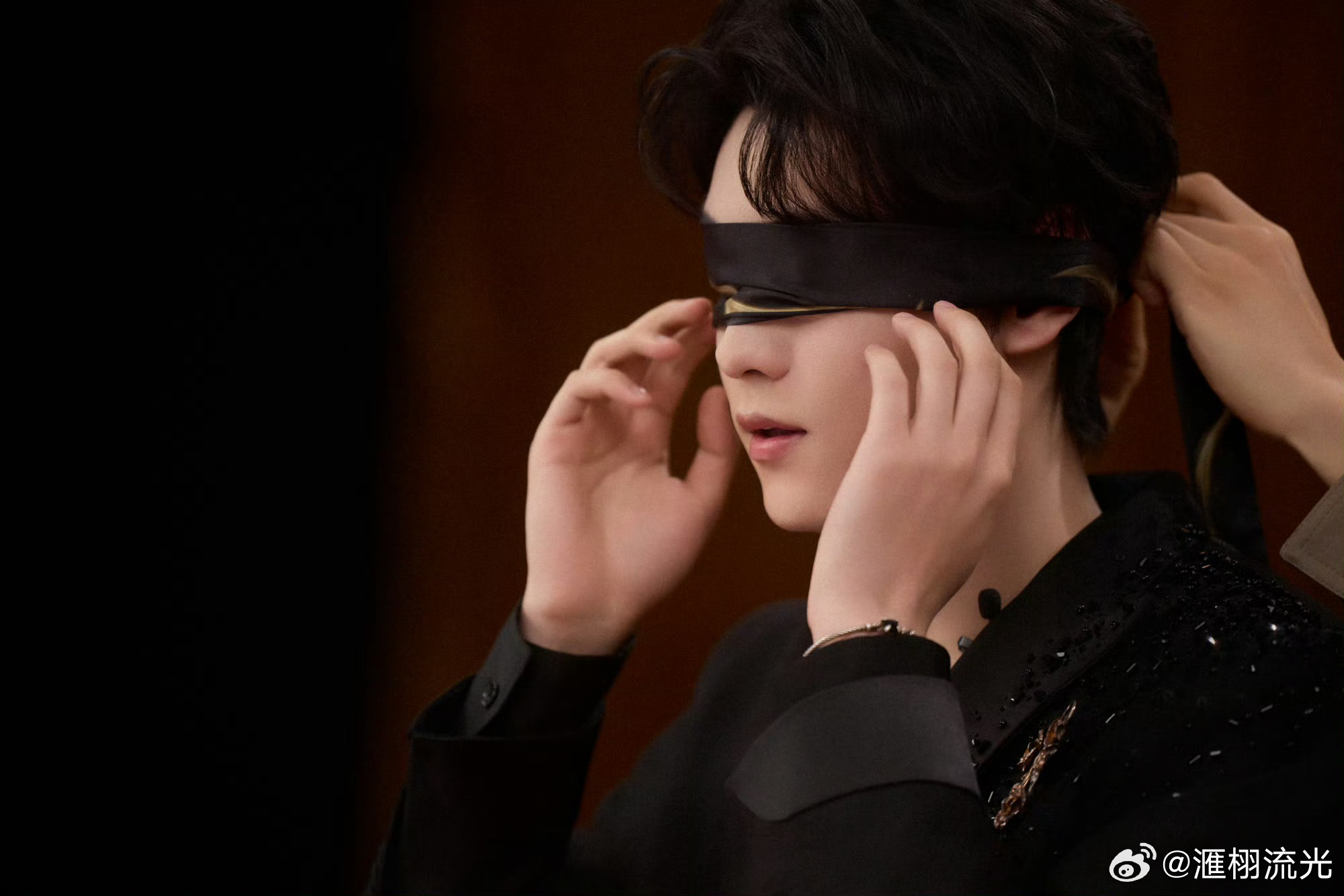 田栩宁 txn未完待栩  "他们无畏向前,血泪铸就他们的辉煌，只因他们是少年"