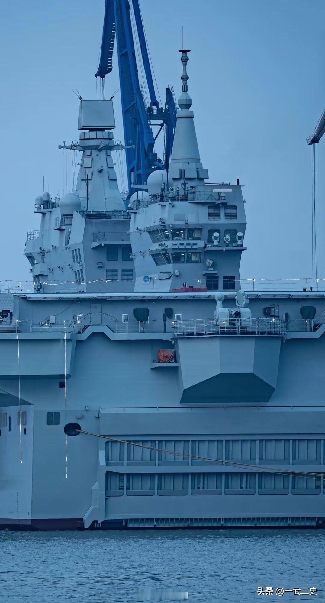 真干净！烟囱离得远就是好，只是后岛空调有的忙活了。