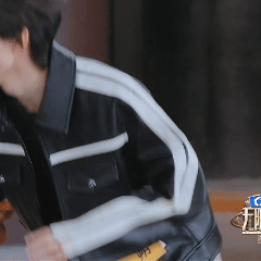 黄朔回应不被李飞尊重 救命笑不活了，黄朔刚写讨厌看不起人的人，曾志伟直接精准提问