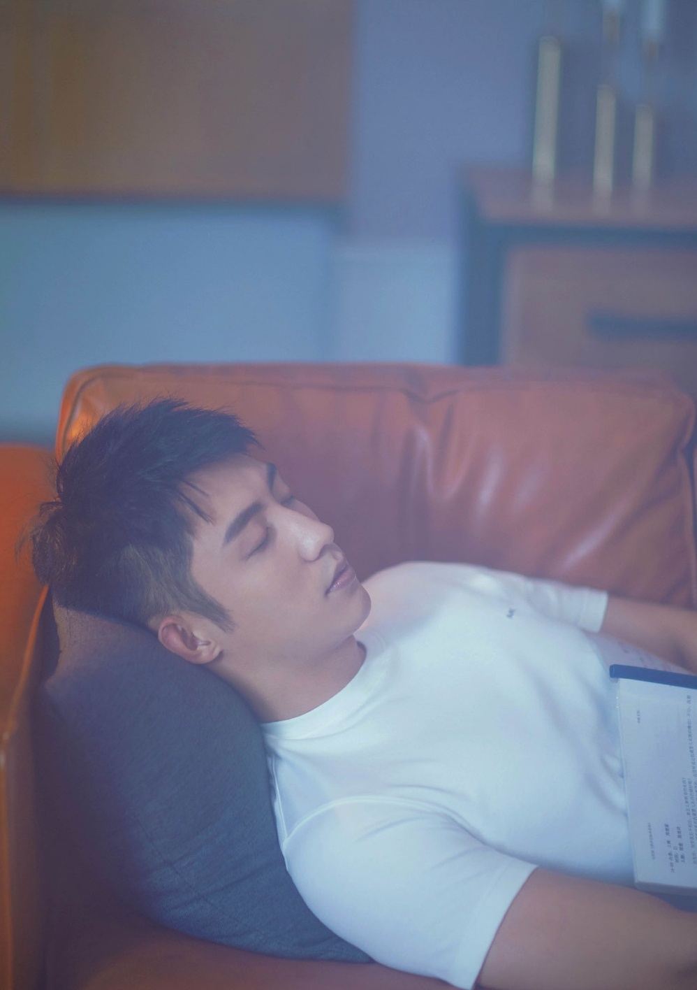 《斗贼》里这一段平三戈被毛贼同伙打了一闷棍放倒后被搜身验身的描写，我都有画面了“