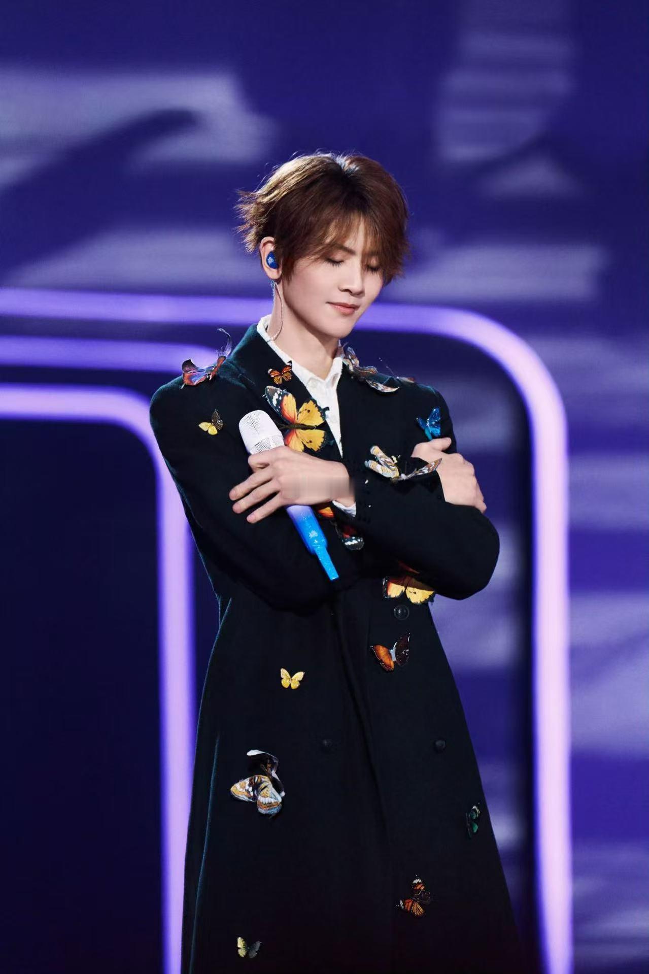 刘端端的喜欢大大方方 音乐人之间的默契，有时就在一个眼神和一句调侃里。薛之谦看穿