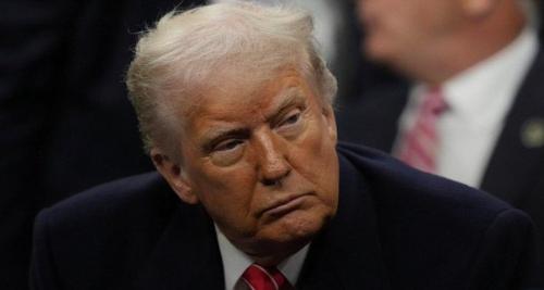 【特朗普宣布对伊朗发动大规模打击】 “我们甚至还没开始真正打击他们——真正的巨浪