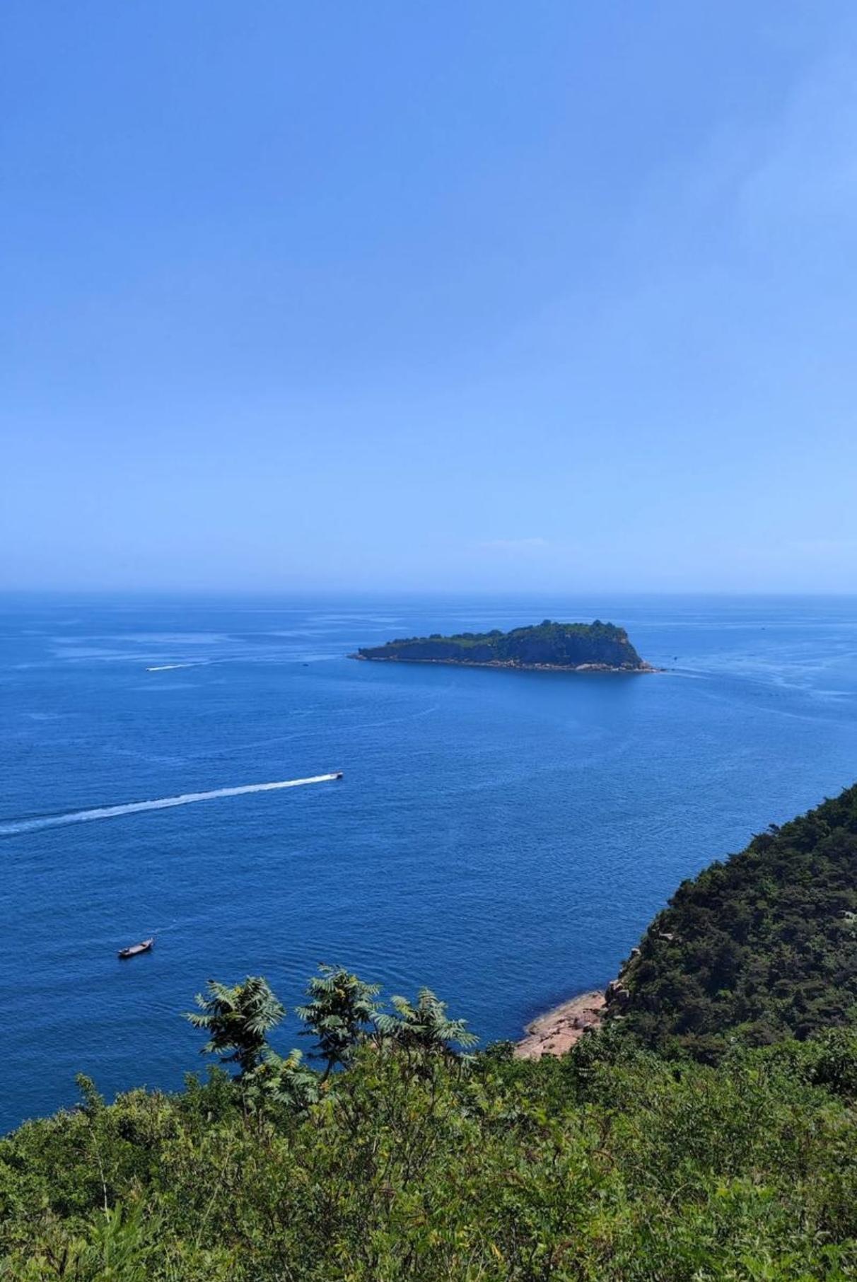 在国内哪个地方的风景最美辽东半岛南端的大连，拥黄海渤海相拥，勾勒出北国独有的滨海