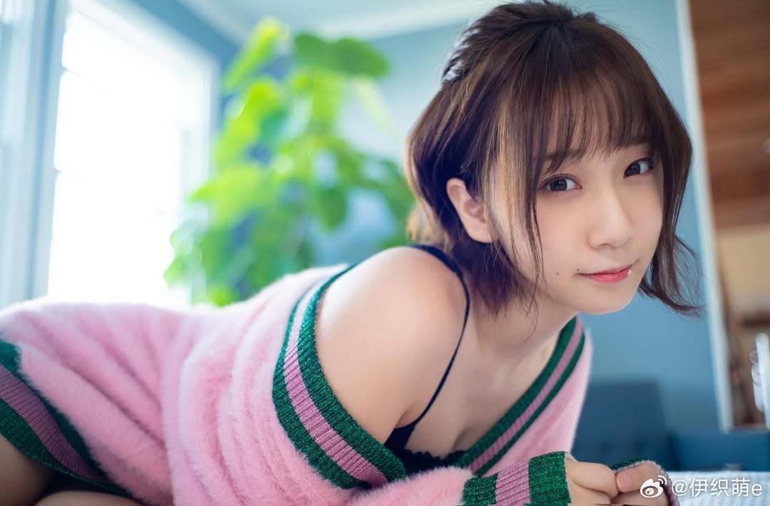 啾一个 伊织萌[超话] ​​​
