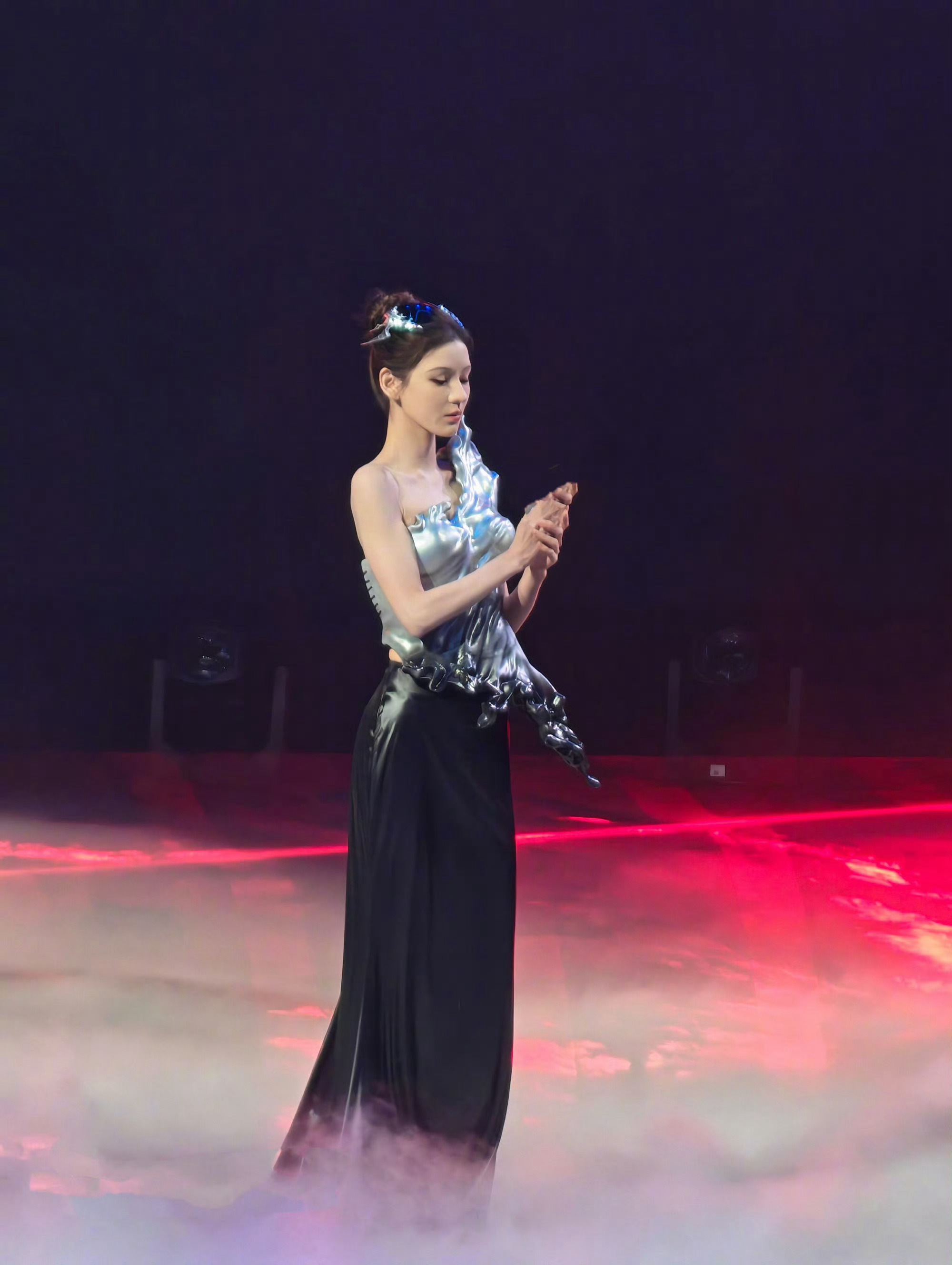 张予曦的礼服正式进入3D时代曦曦穿这种风格的礼服太合适了