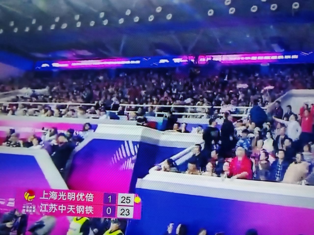 2025-2026女排排超联赛决赛第二场比赛，上海女排对阵江苏女排，第一局上海女