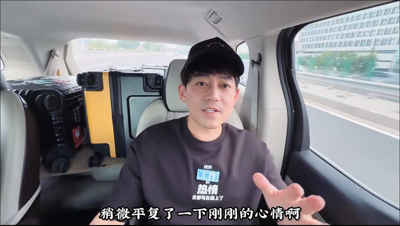 苏醒一早就发了视频，激动得一夜没睡。
他说阿根廷赢得太漂亮了——不是说英格兰踢得