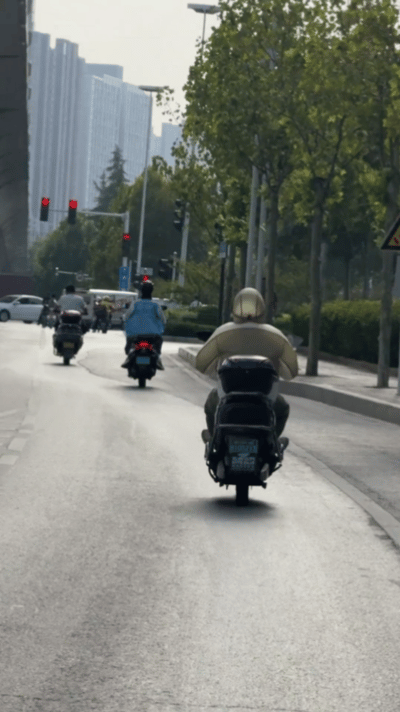 这才是真正的充风衣我的幽默灵感片场 ​​​