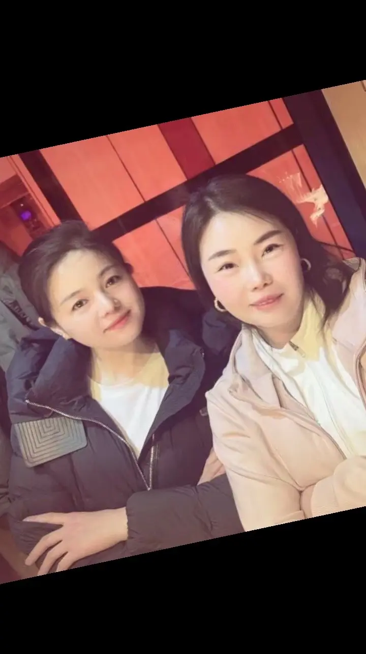 爱就是一起拍很多张照片 你今天真好看