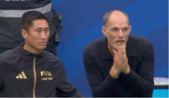你也有今天！世界名帅、英格兰主帅图赫尔在对阵加纳的比赛里，上演了“求爷爷告奶奶”