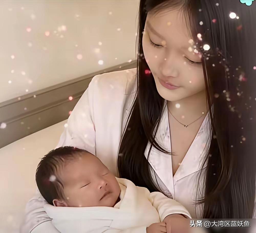 12岁的小玥儿在北京长到快1米7了，穿7000块的外套学做鲷鱼烧时，谁还记得5年