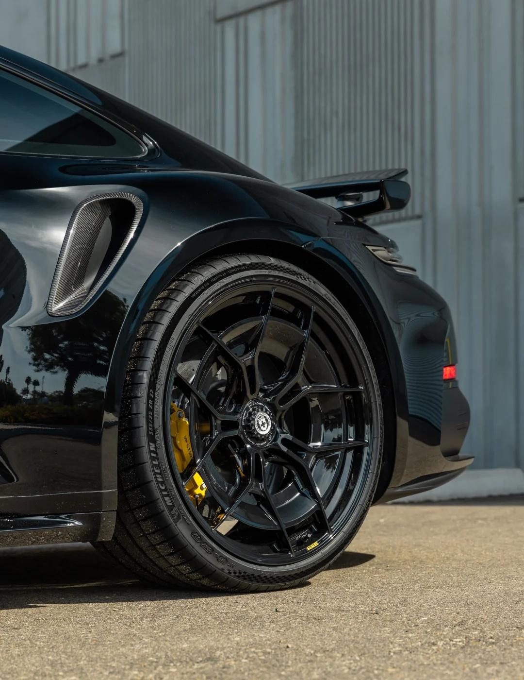 定制新款HRE P301锻造轮毂上车效果
保时捷911gt3 911gt3rs 