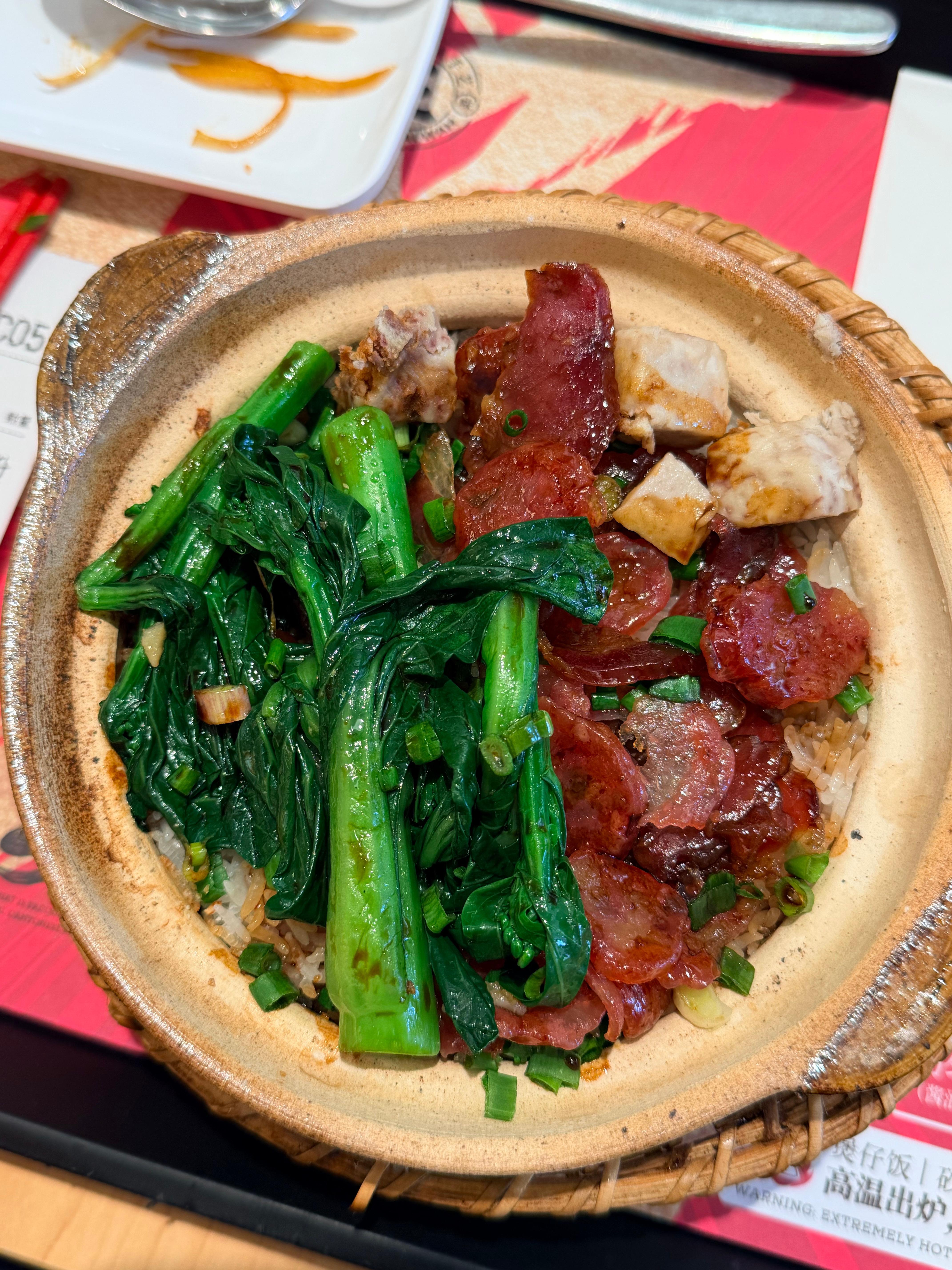 又来吃华记煲仔华，好吃