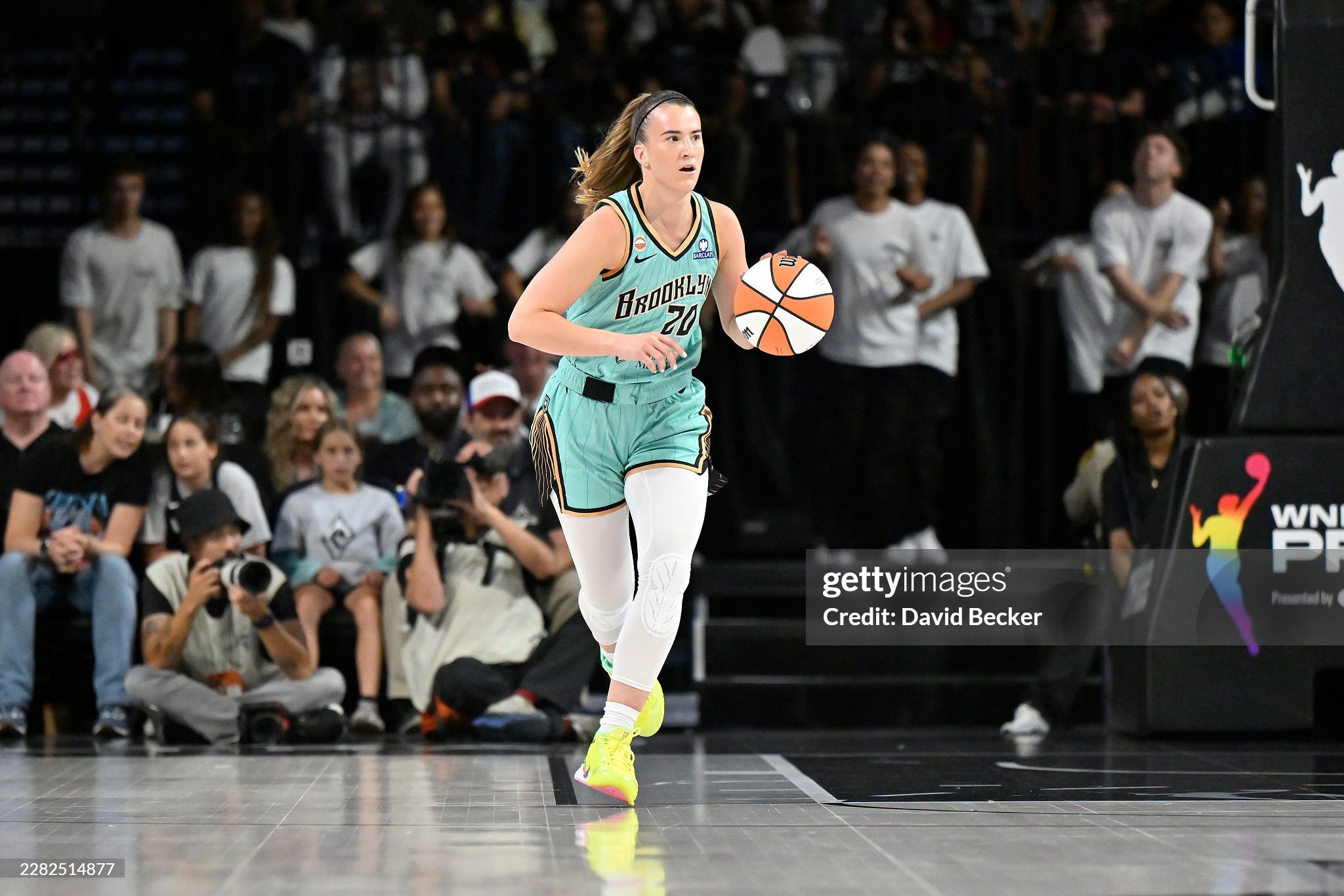 WNBA 复出后表现逐渐回暖、今天拿到16分10篮板4助攻的约内斯库 ：“感觉一
