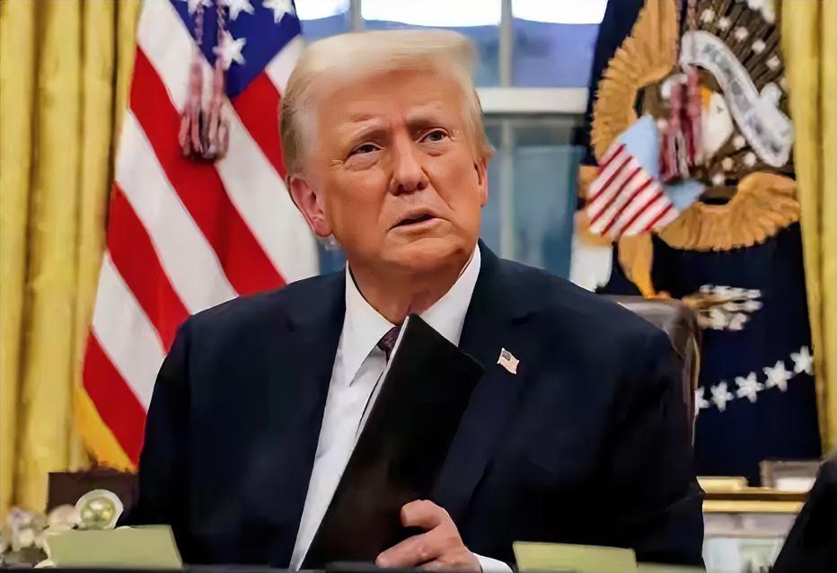 当地时间12月3日，特朗普谈美俄会谈成果：“普京总统昨天与库什纳和威特科夫举行了