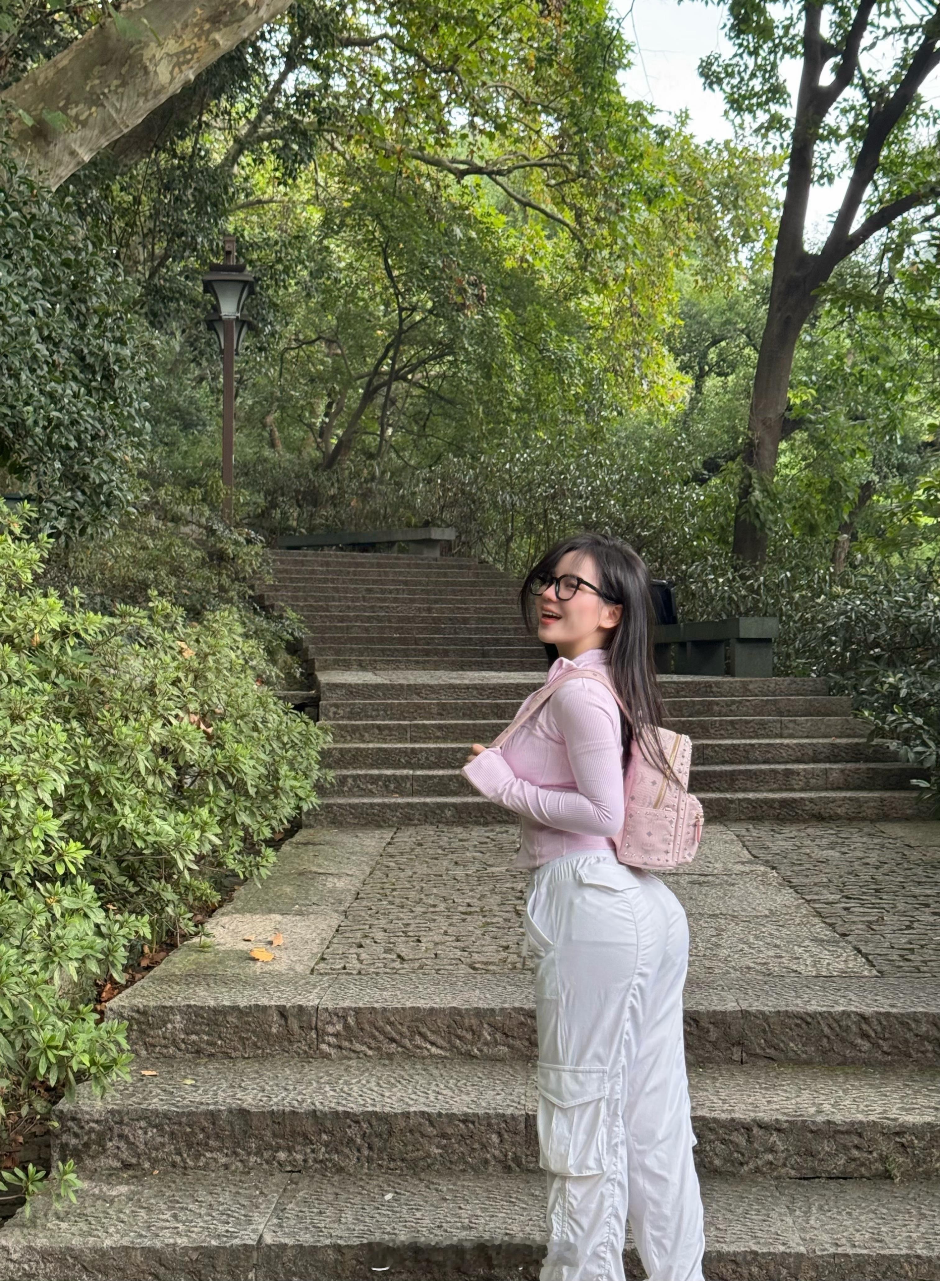 今早练的八部金刚功[嘿哈]相信持续的力量 