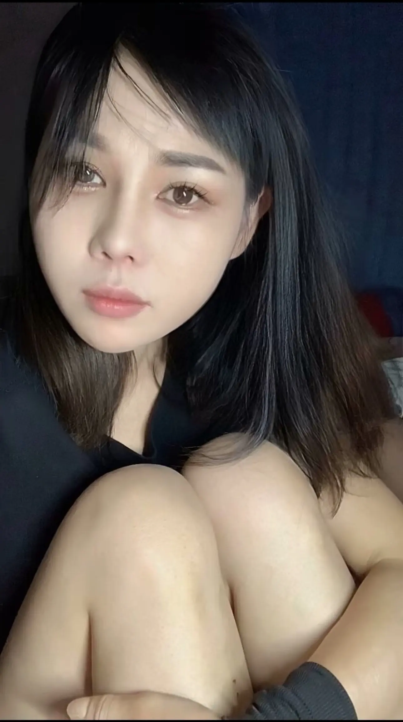 老公外地打工，我留守陪读，平均每个月给我们娘三6000，凌晨三点发信息...